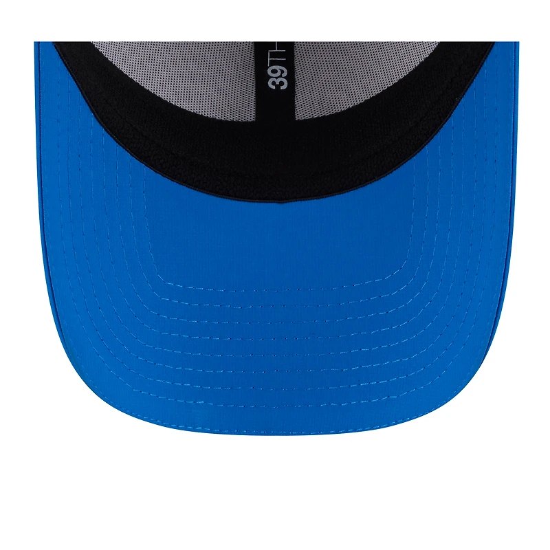 Men's New Era White/Blue Detroit Lions 2025 NFL Training Camp Throwback Logo 39THIRTY Flex Hat