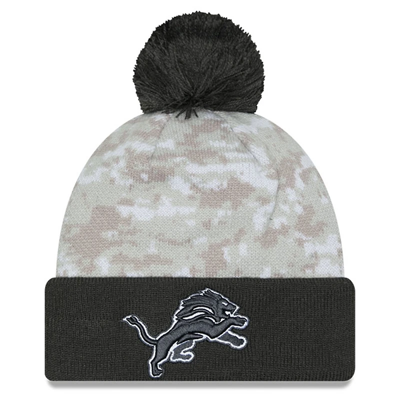 Bonnet en tricot à revers avec pompon et motif camouflage numérique Detroit Lions 2024 Salute To Service New Era blanc/graphite pour homme