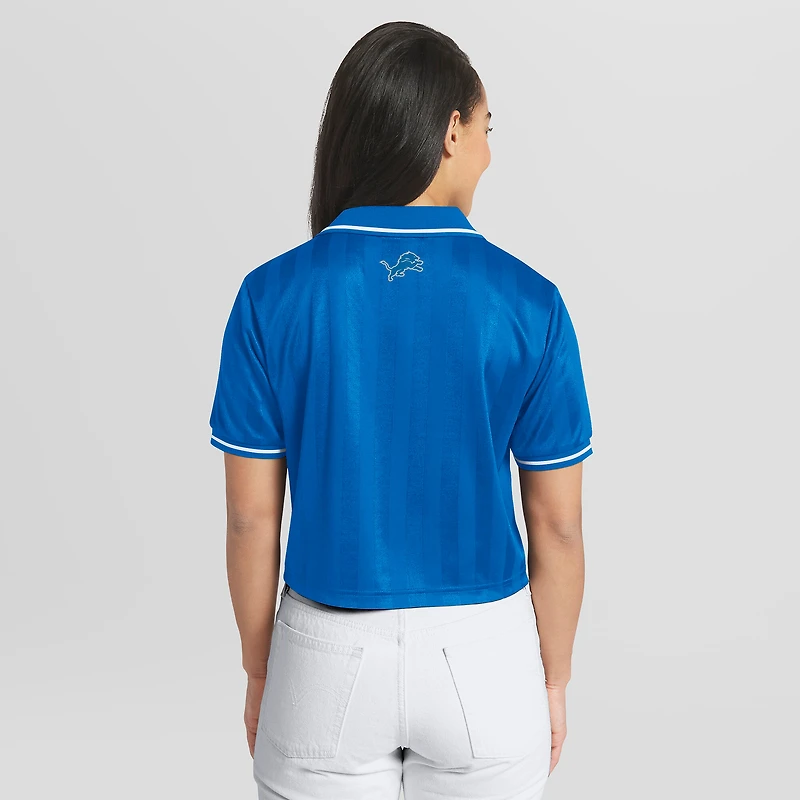 Polo court en jersey bleu Detroit Lions pour femme de la marque WEAR by Erin Andrews