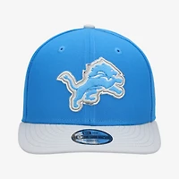 Casquette snapback New Era bleue/argentée Detroit Lions 2026 NFL Draft pré-courbée pour jeunes