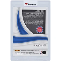 Carte autographiée Panini Immaculate Collection 2022-23 #SBS-BOJ #80/99 des Detroit Pistons de Bojan Bogdanovic