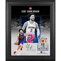 Collage encadré 11" x 14" avec la signature fac-similé de Cade Cunningham (Detroit Pistons) et un morceau de ballon de basket utilisé en match - Édition limitée à 250 exemplaires