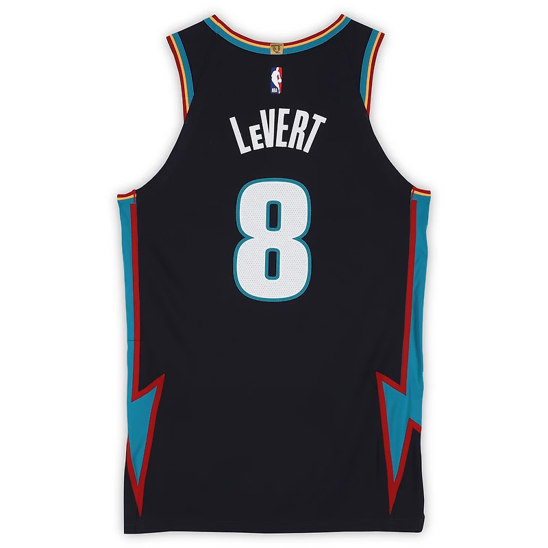 Maillot Nike City Edition noir n° 8 porté par Caris LeVert lors des Detroit Pistons durant la saison NBA 2025-2026 - Taille 48+4