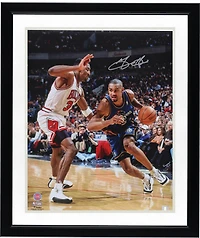 Grant Hill Detroit Pistons Autographed 16" x 20" Driving to the Basket Photograph