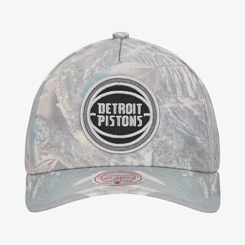 Men's Mitchell & Ness Camo Detroit Pistons Pro Pinch Adjustable Hat