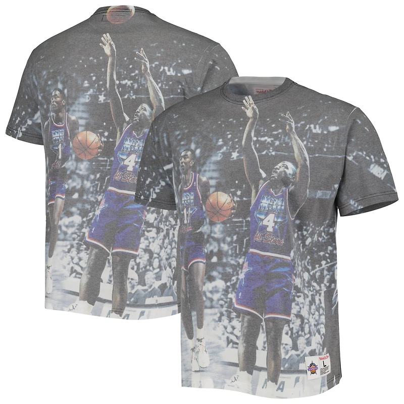 T-shirt graphique Mitchell & Ness Detroit Pistons Above the Rim pour hommes