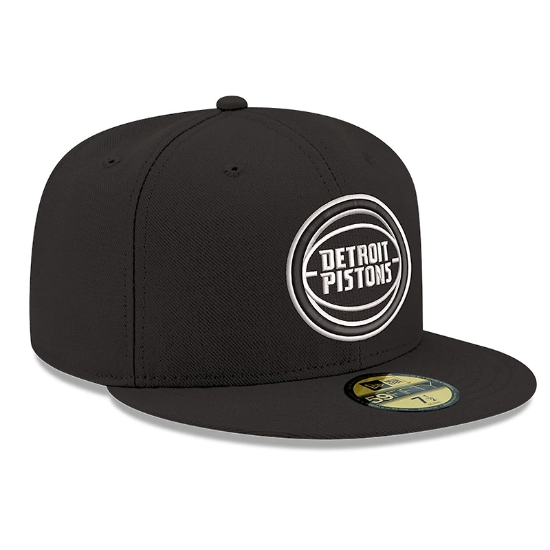 Men's New Era Black/White Detroit Pistons 59FIFTY Fitted Hat