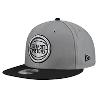 Men's New Era  Gray Detroit Pistons Core Logo Storm Gray Two-Tone 9FIFTY Snapback Hat