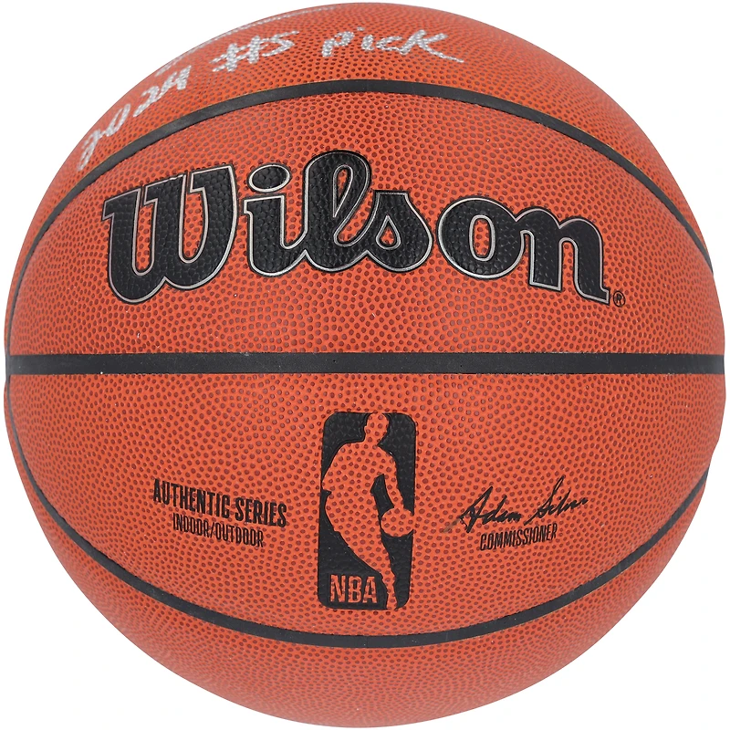Ballon de basket-ball Wilson Authentic Series autographié par Ron Holland II des Detroit Pistons, pour intérieur/extérieur, avec inscription « Choix n° 5 de la saison 2024 ».