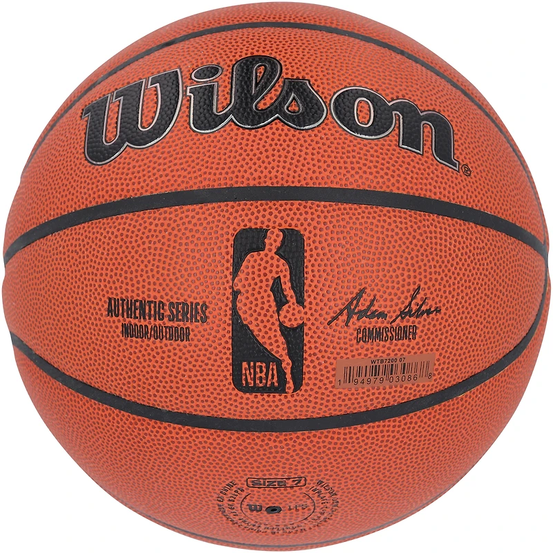 Ballon de basket-ball Wilson Authentic Series autographié par Ron Holland II des Detroit Pistons, pour intérieur/extérieur, avec inscription « Choix n° 5 de la saison 2024 ».