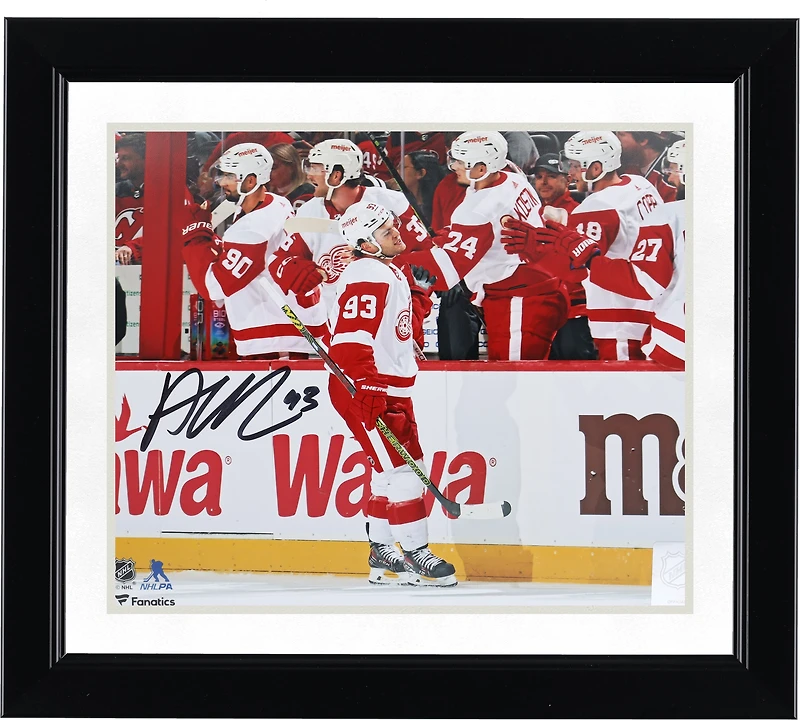 Alex DeBrincat Detroit Red Wings Autographed 8" x 10" Red Wings Debut Photograph