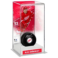 Rondelle de hockey autographiée par Alex DeBrincat des Red Wings de Detroit avec étui de luxe