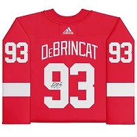 Maillot authentique adidas rouge autographié par Alex DeBrincat des Red Wings de Detroit