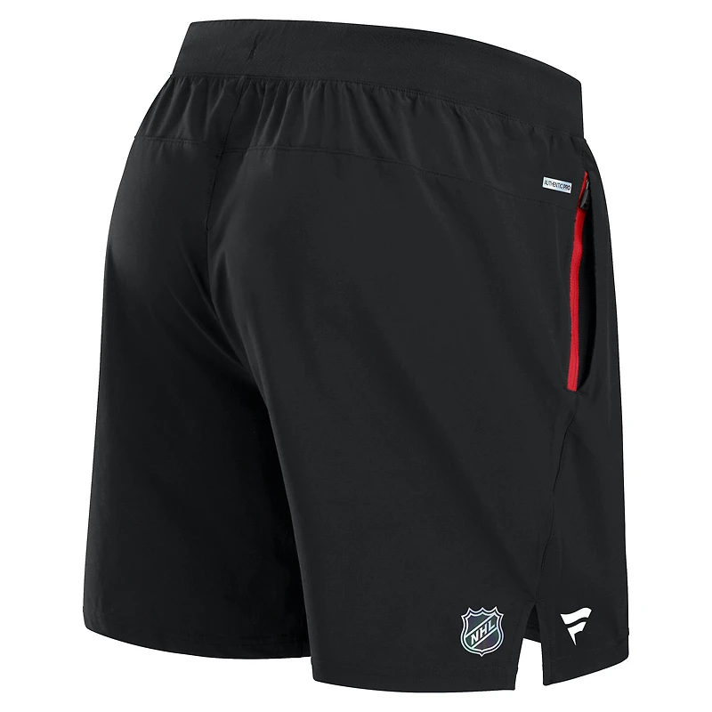 Short de performance authentique Pro Rink Fanatics noir pour homme des Red Wings Detroit