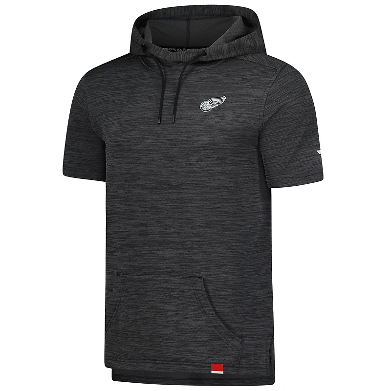 Sweat à capuche manches courtes Fanatics Heather Charcoal Detroit Red Wings Authentic Pro pour homme
