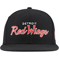 Casquette Snapback noire Mitchell & Ness des Red Wings de Detroit Core Team Script 2.0 pour hommes