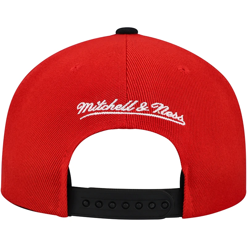 Men's Mitchell & Ness Red/Black Detroit Red Wings Underarch Two-Tone Pro Crown Snapback Hat