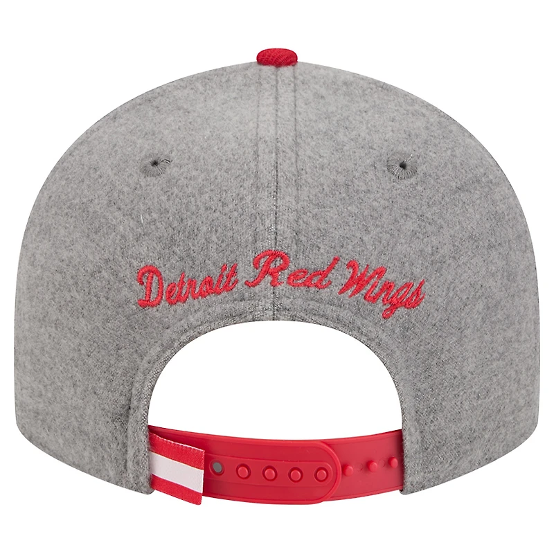 Pin snapback 9FIFTY basse en laine pour homme New Era gris/rouge des Red Wings de Detroit