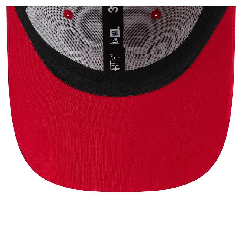 Men's New Era  Red Detroit Wings Linear Featherweight 39THIRTY Flex Hat