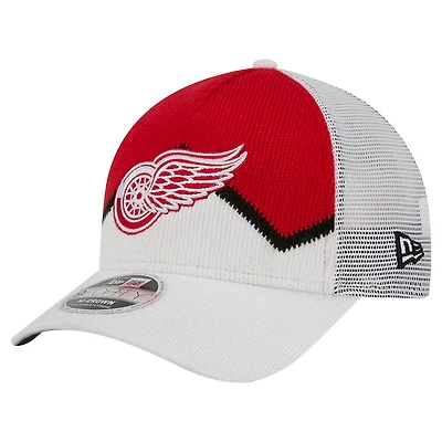 Men's New Era  White/Red Detroit Red Wings Hockey Sock 9FORTY A-Frame M-Crown Adjustable Trucker Hat