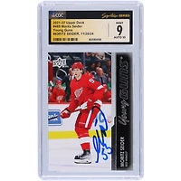 Moritz Seider Detroit Red Wings Carte recrue autographiée 2021-22 Upper Deck Series 2 Young Guns #469 CGC Fanatics Witnessed Authenticated 9/10 Rookie