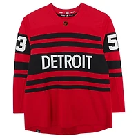 Maillot authentique Adidas rétro inversé autographié par Moritz Seider des Red Wings de Detroit 2022-23