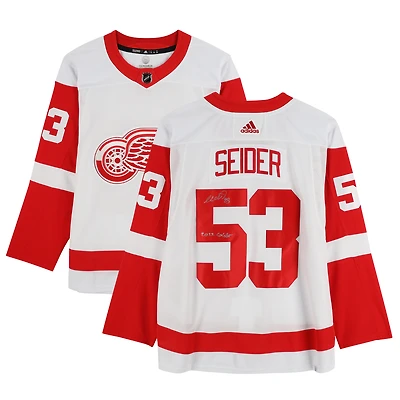 Maillot authentique Adidas blanc autographié V106832 RdWngs Moritz Seider Detroit Red Wings avec inscription « 2022 Calder » Maillot Moritz Seider AUT HK 45618 AUTJERHOC JRSYSE0162