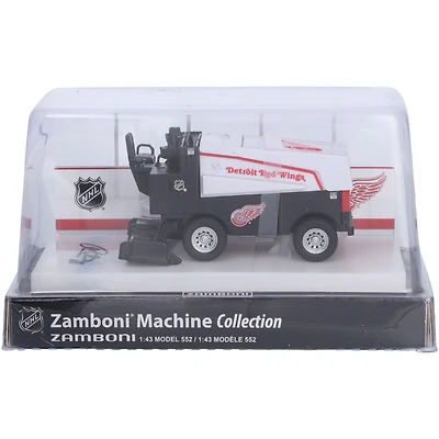 Zamboni moulée sous pression autographiée à l'échelle 1:43 de Patrick Kane par les Red Wings de Detroit