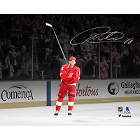 Photo autographiée de Patrick Kane (Red Wings de Détroit) pour célébrer son 500e but en LNH ( x cm