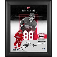 Patrick Kane, Red Wings de Détroit, reproduction encadrée de la signature, 11" x 14", collage Impact avec un morceau de rondelle utilisée lors du match - Édition limitée à 250 exemplaires