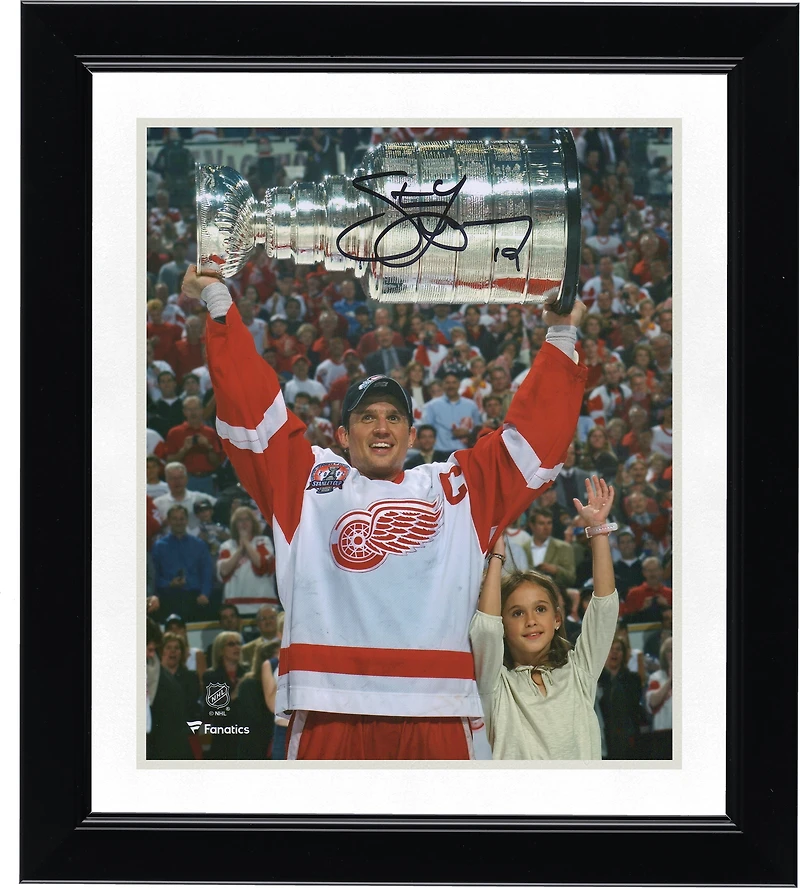 Steve Yzerman Detroit Red Wings Autographed 8" x 10" Raising Cup Photograph