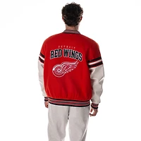 Veste universitaire unisexe The Wild Collective rouge Detroit Red Wings à épaules tombantes et boutons-pression