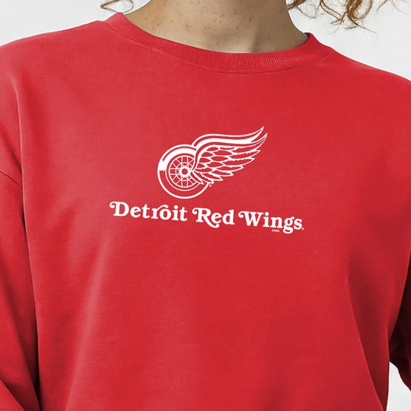 Women's Champion  Scarlet Detroit Red Wings Wordmark Lockup Powerblend Sweatshirt