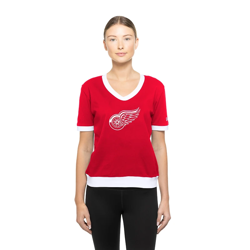 T-shirt rouge Detroit Red Wings Game Day Rhinestuds pour femme de New Era