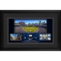 Collage panoramique encadré du stade des Detroit Tigers de 10" x 18" avec un morceau de baseball utilisé lors du match - Édition limitée à 500 exemplaires