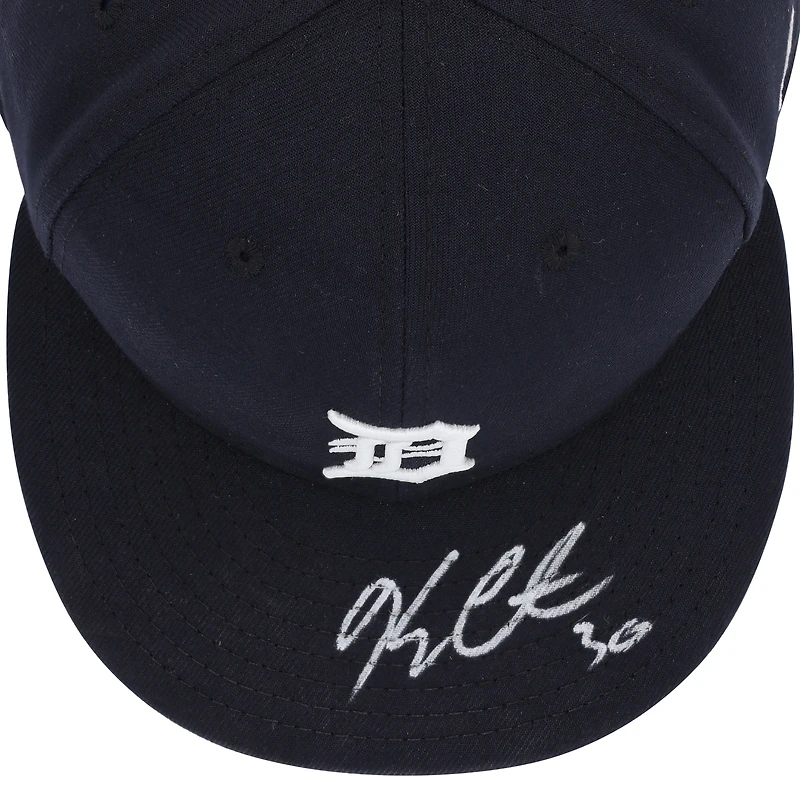Casquette bleu marine dédicacée par Kerry Carpenter des Detroit Tigers lors de la saison 2023 de la MLB