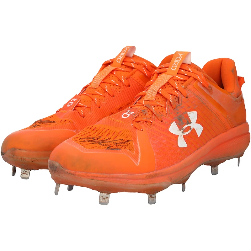 Crampons Under Armour orange portés en match par Kerry Carpenter, des Tigers de Detroit, lors de la saison 2024 de la MLB - RG13320829-30