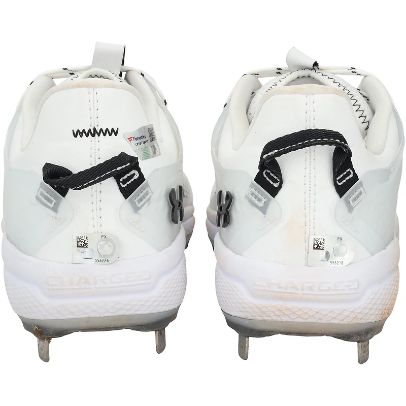 Kerry Carpenter Detroit Tigers Autographed Game-Used White Under Armour Cleats from the 2024 MLB Season - CR96738453-54