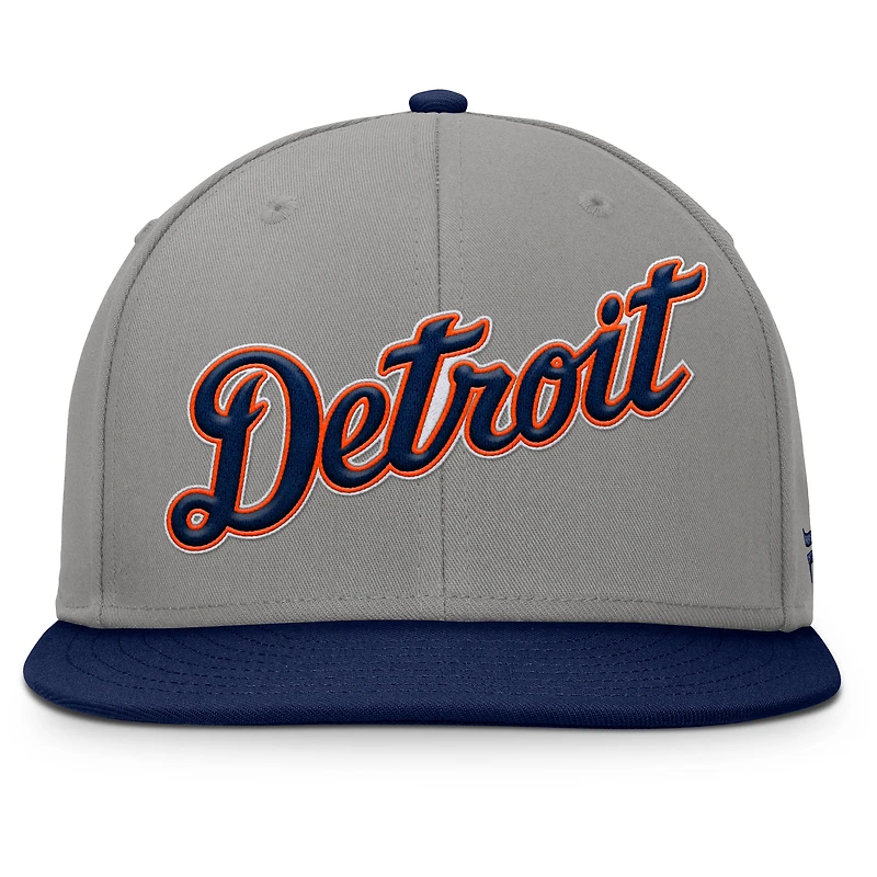 Casquette ajustée Fanatics pour homme Detroit Tigers Clubhouse Dugout gris/bleu marine