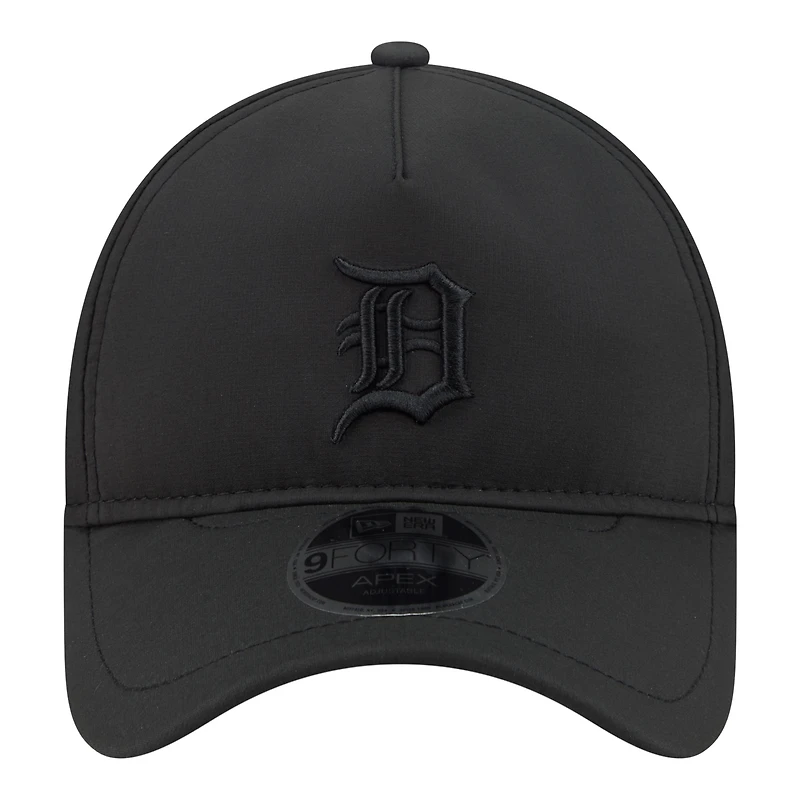 Men's New Era Black Detroit Tigers Injection Apex 9FORTY Adjustable Hat