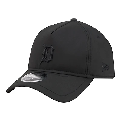 Men's New Era Black Detroit Tigers Injection Apex 9FORTY Adjustable Hat