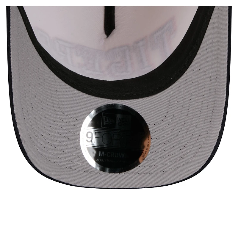 Men's New Era  Cream/Navy Detroit Tigers Sided Corduroy 9FORTY A-Frame Adjustable Hat