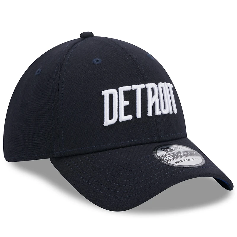 Men's New Era  Navy Detroit Tigers 2024 City Connect 39THIRTY Flex Hat