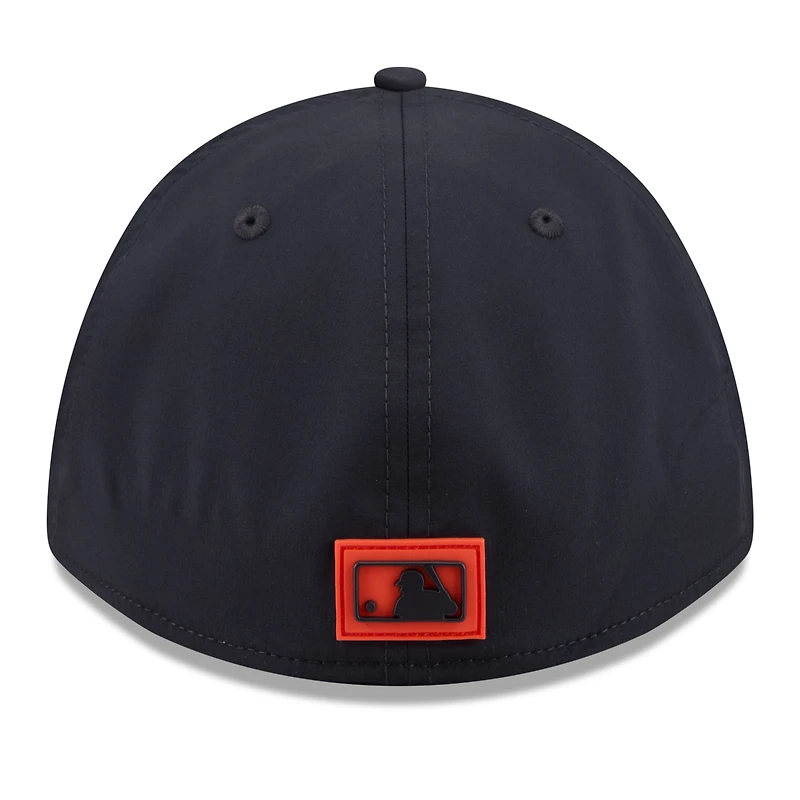 Men's New Era  Navy Detroit Tigers 2026 Clubhouse M-Crown 39THIRTY Flex Hat