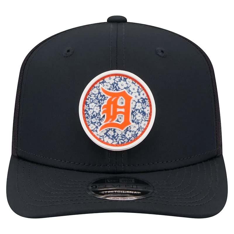 Men's New Era Navy Detroit Tigers Floral Patch 9SEVENTY Adjustable Hat