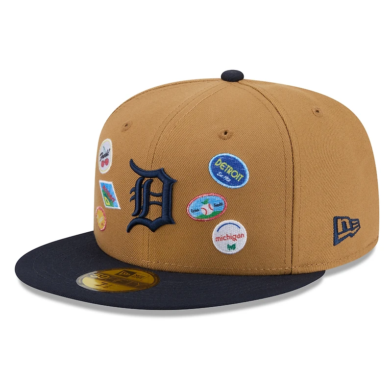 Casquette ajustée New Era 59FIFTY pour homme, couleur beige, motif Detroit Tigers et autocollant fruit.