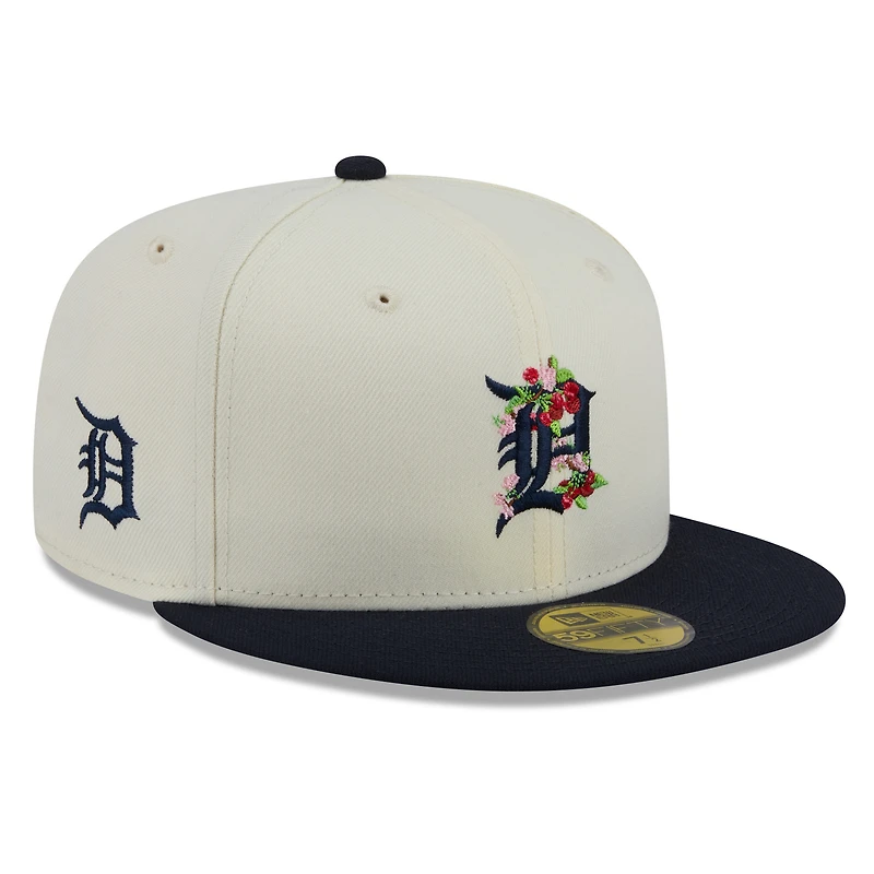 Casquette ajustée New Era 59FIFTY pour homme, blanche et marine, motif Detroit Tigers Blossom