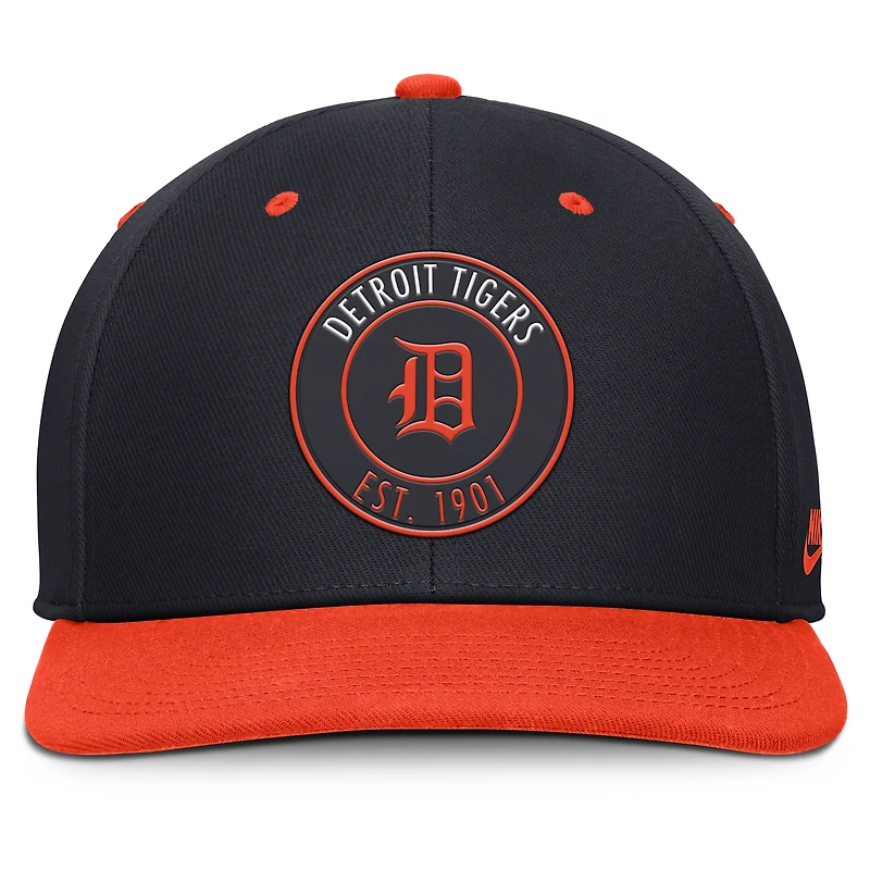Casquette Nike Pro Dri-FIT Snapback bleu marine/orange Detroit Tigers Cooperstown Collection pour homme