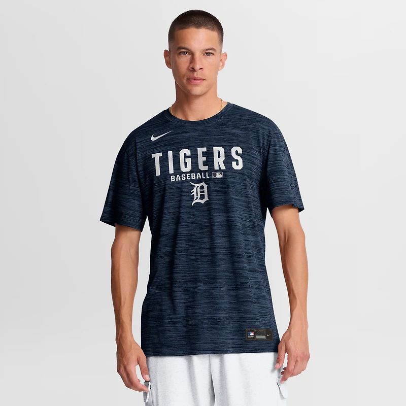 T-shirt Nike Velocity Dri-FIT pour homme, collection authentique Detroit Tigers, bleu marine