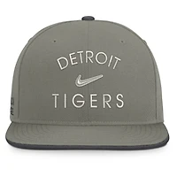 Men's Nike Olive Detroit Tigers Pro Dri-FIT Snapback Hat